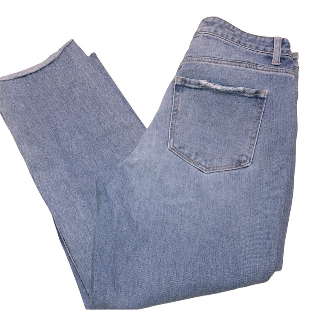 Vervet Blue distressed jeans size 29